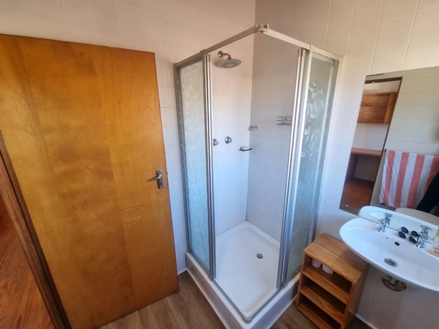 2 Bedroom Property for Sale in Claremont Western Cape